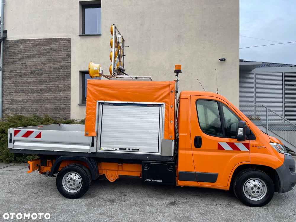 Fiat Ducato kierowanie ruchem - 3