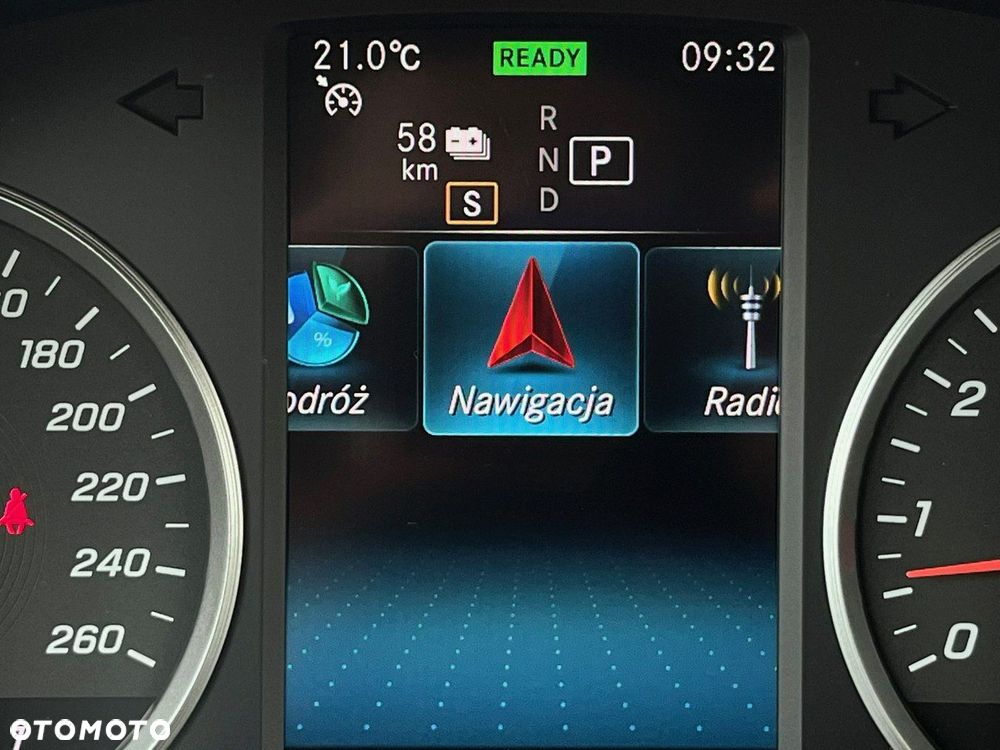 Mercedes-Benz GLC 300 e 4-Matic - 21