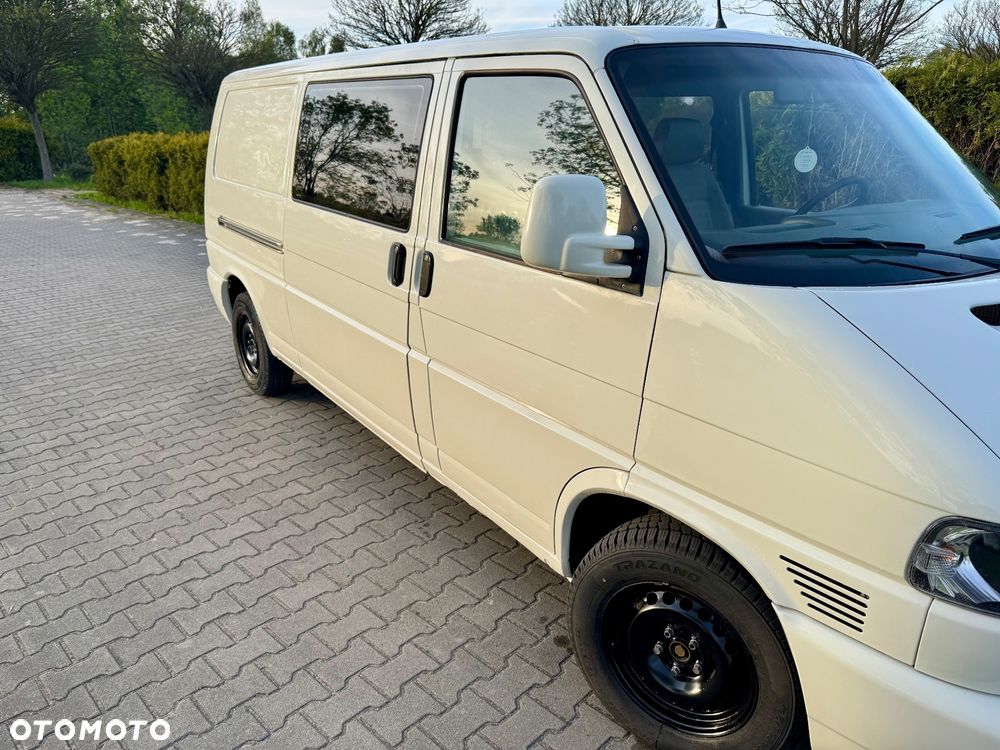 Volkswagen Transporter - 11