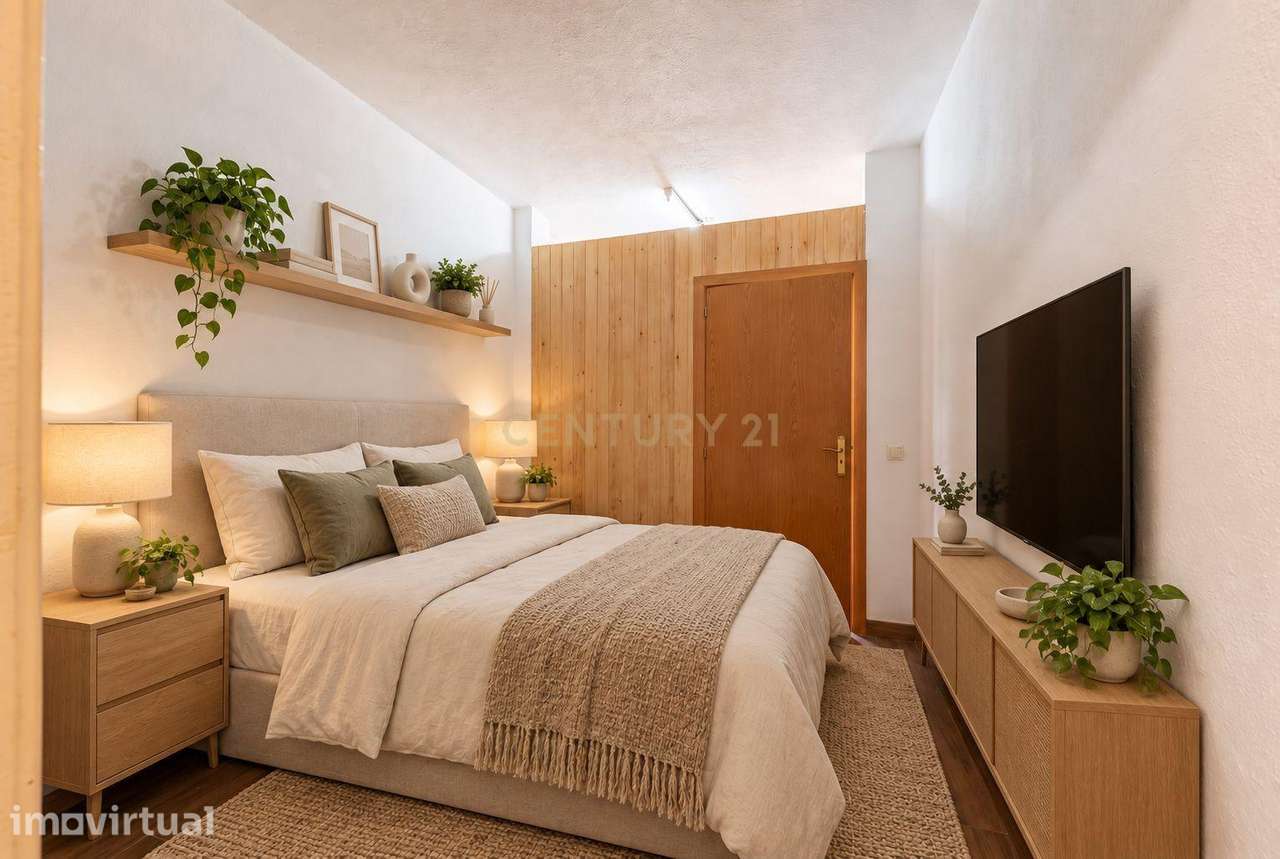 Garagem transformada em T0 - Torre da Marinha - OPORTUNIDADE DE INVEST - Grande imagem: 4/18