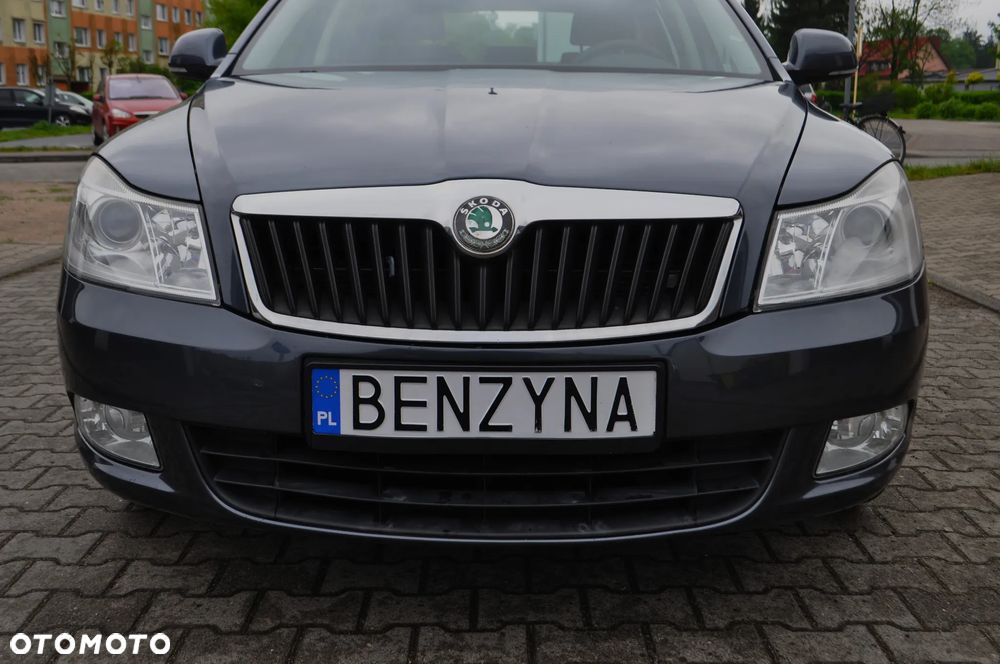 Skoda Octavia 1.6 Combi Selection - 30