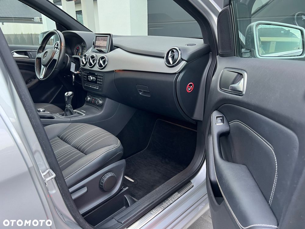 Mercedes-Benz Klasa B 200 (BlueEFFICIENCY) - 19