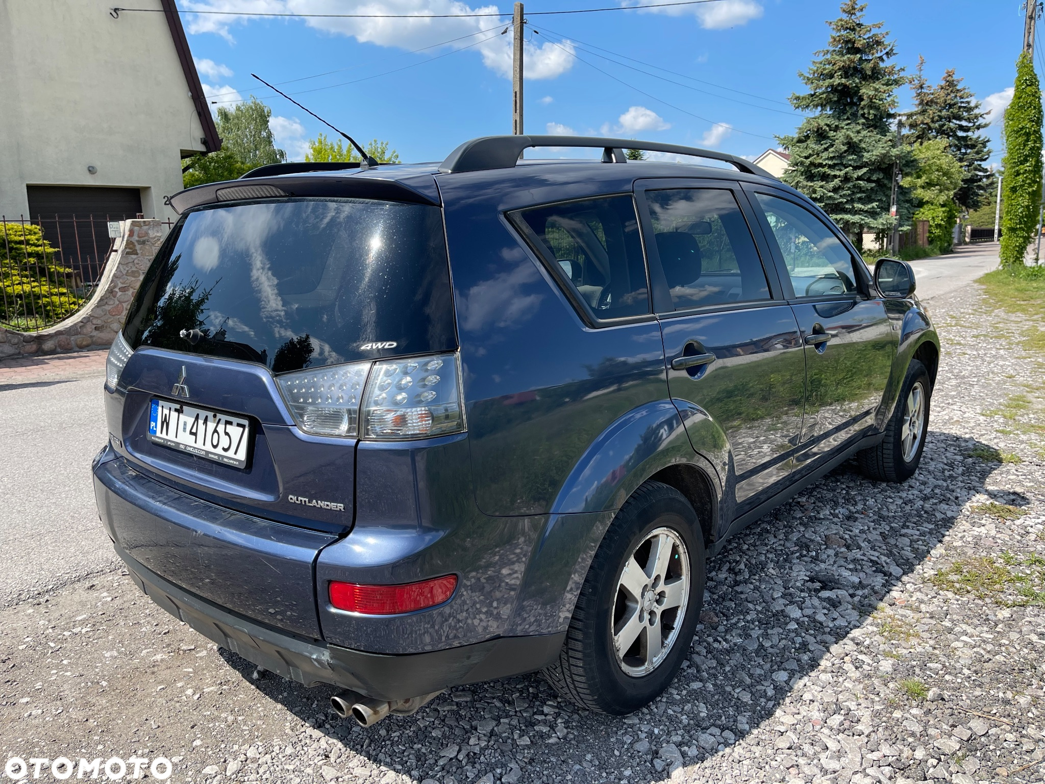 Mitsubishi Outlander 3.0 V6 XLS - 3