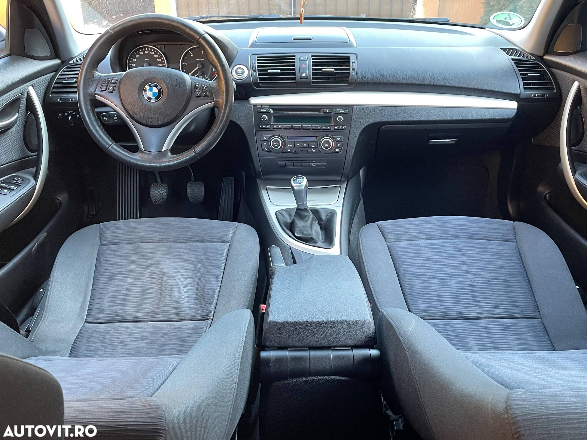 BMW Seria 1 118d DPF - 6