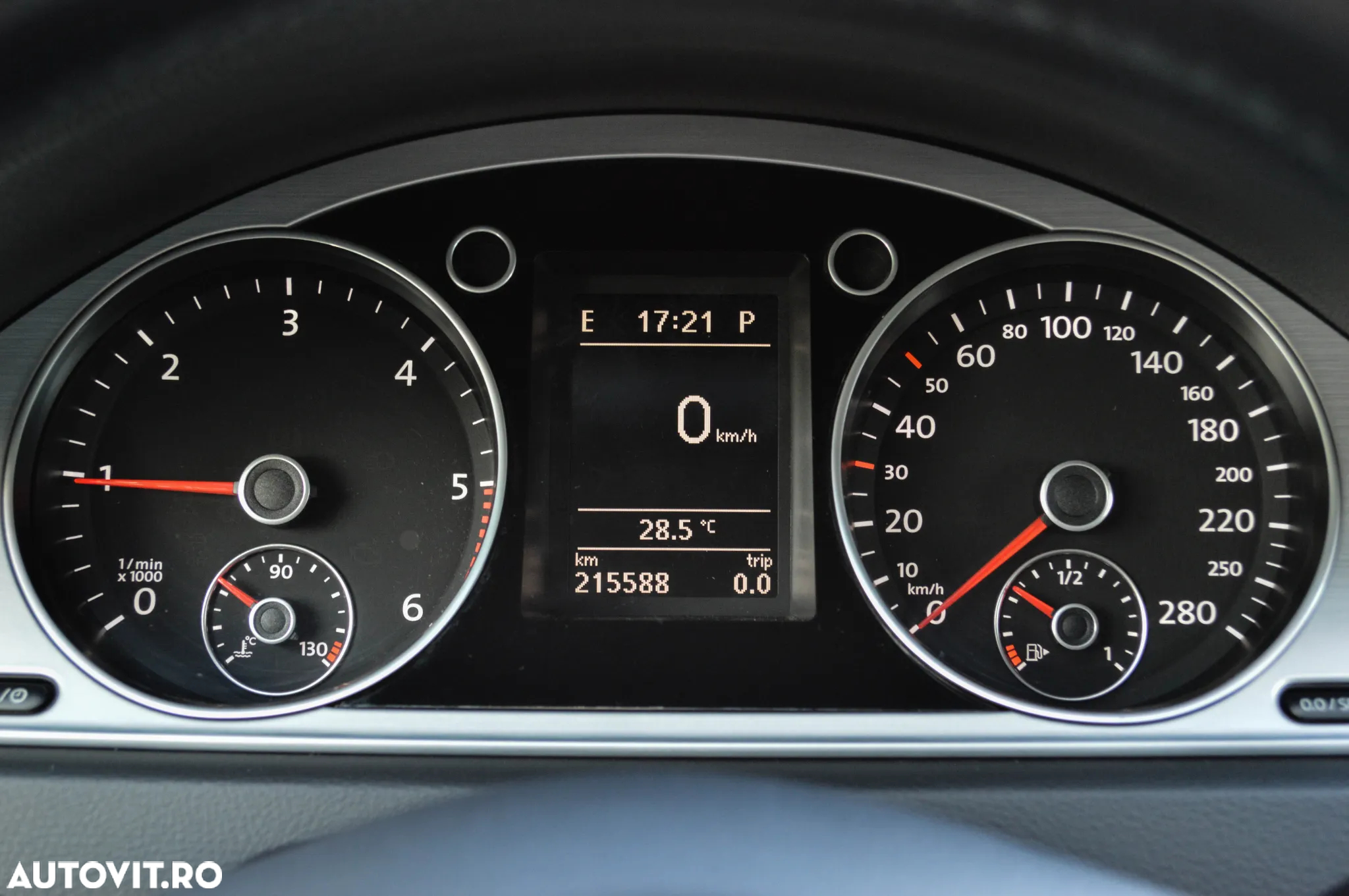 Volkswagen Passat CC 2.0 TDI BlueMotion Technology DSG - 14
