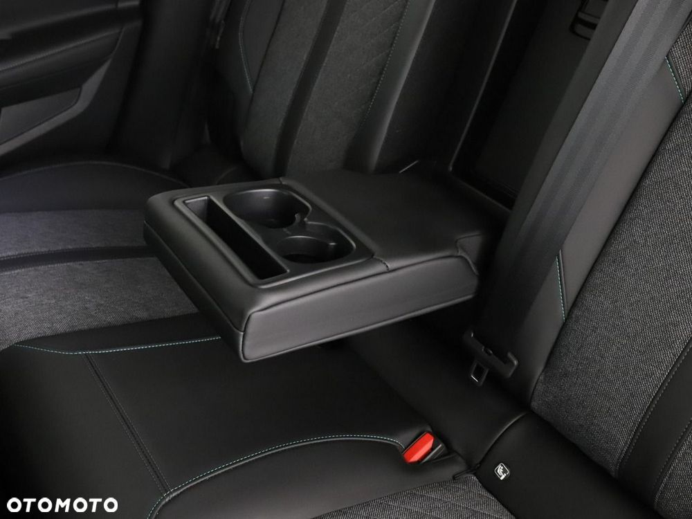 Peugeot 408 PureTech 130 EAT8 Allure Pack - 40