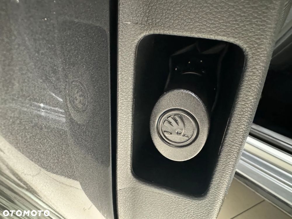 Skoda Kamiq 1.5 TSI Monte Carlo DSG - 7