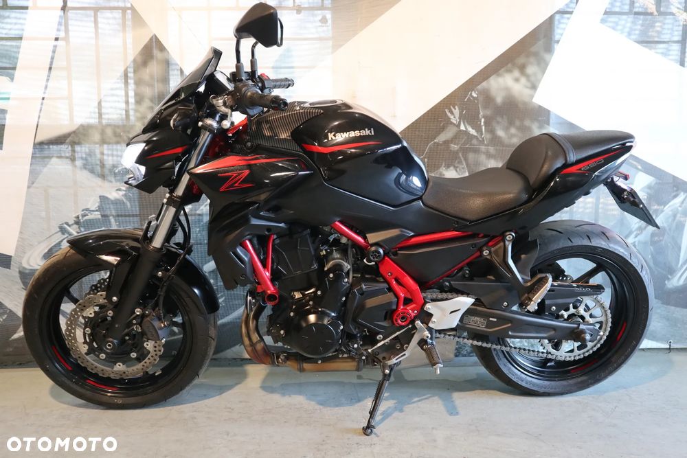 Kawasaki Z 650 - 7