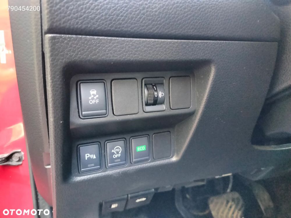 Nissan Qashqai 1.6 DCi Acenta Xtronic EU6 - 22