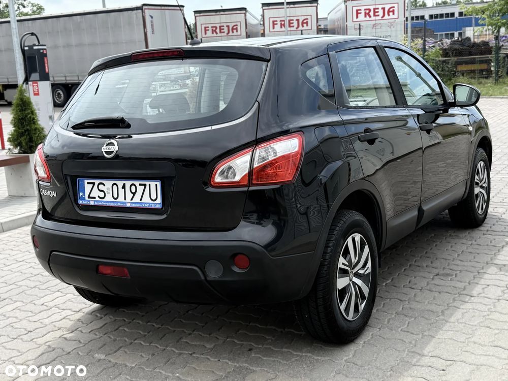 Nissan Qashqai - 4