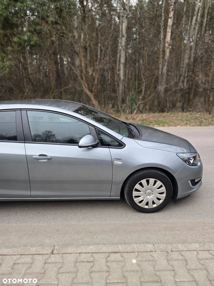 Opel Astra 1.4 Turbo Color Edition - 12