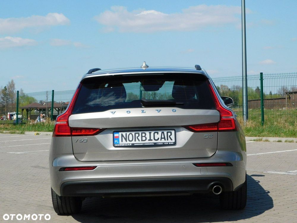 Volvo V60 D3 Momentum Pro - 35