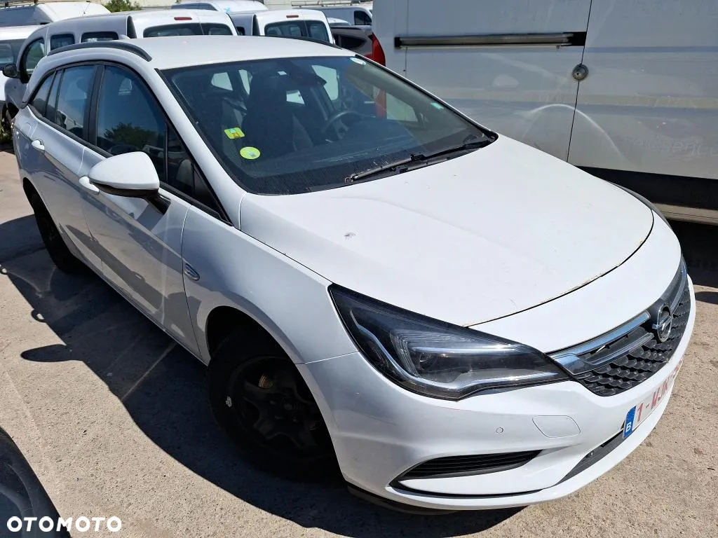 Opel Astra 1.6 D (CDTI) Start/Stop Edition - 2