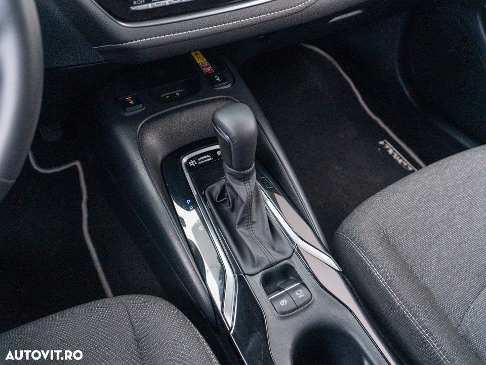 Toyota Corolla - 21