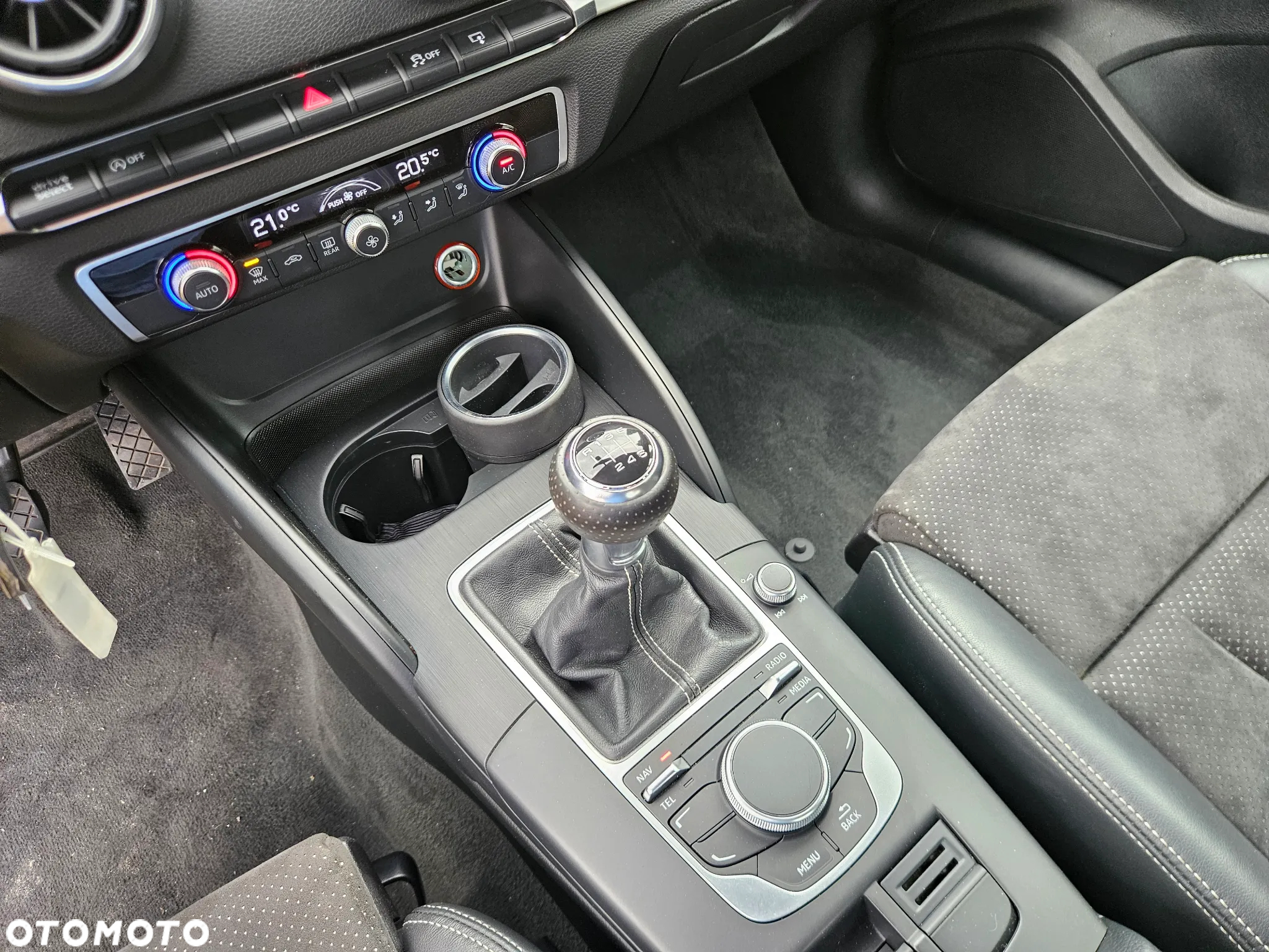 Audi A3 1.4 TFSI Limousine S line Sportpaket - 16