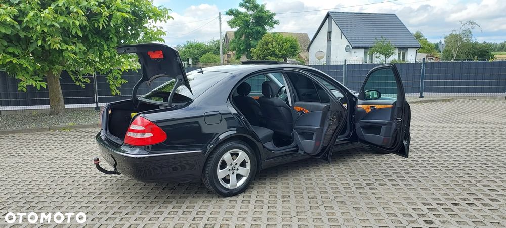 Mercedes-Benz Klasa E - 31