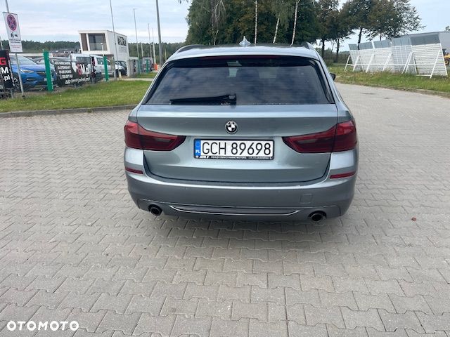 BMW Seria 5 520d xDrive Sport Line - 5
