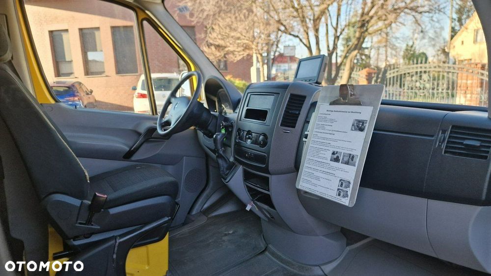 Mercedes-Benz Sprinter - 7