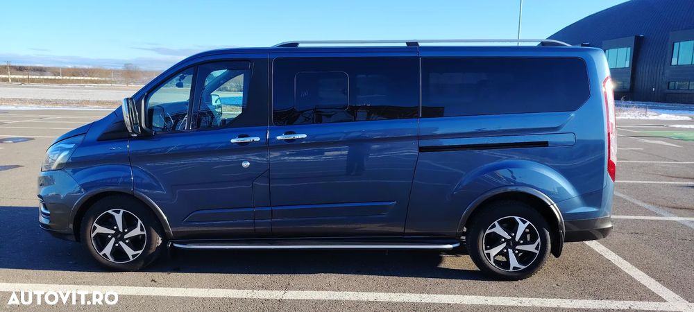 Ford Tourneo Custom Bus 320 2.0 EcoBlue 185 CP L1H1 Active Aut. - 11