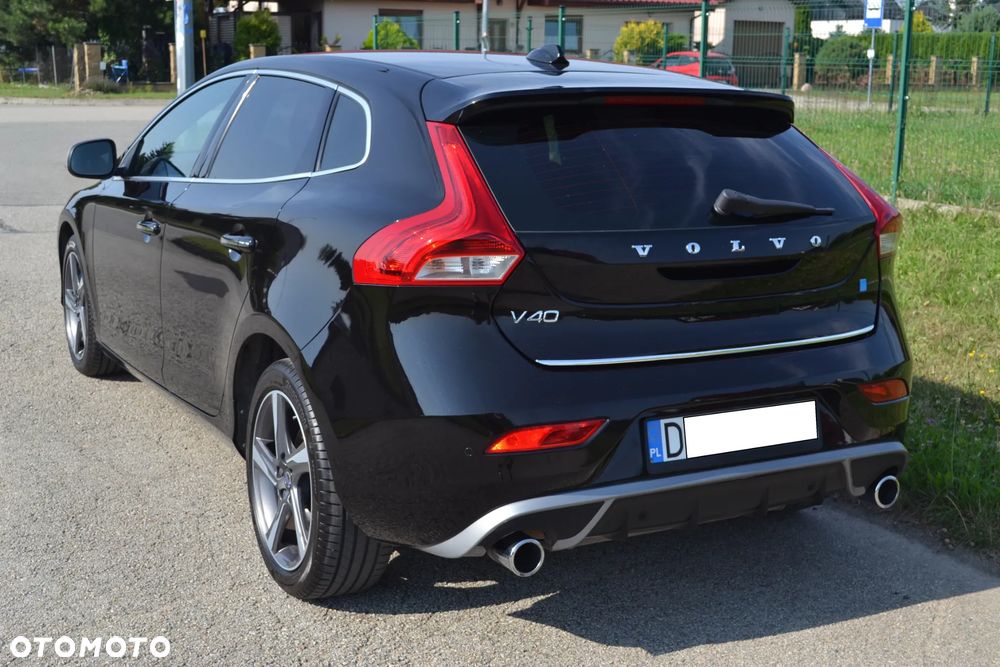Volvo V40 T3 Drive-E R-Design Momentum - 3