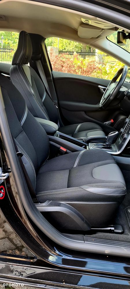 Volvo V40 D3 Drive-E Summum - 9