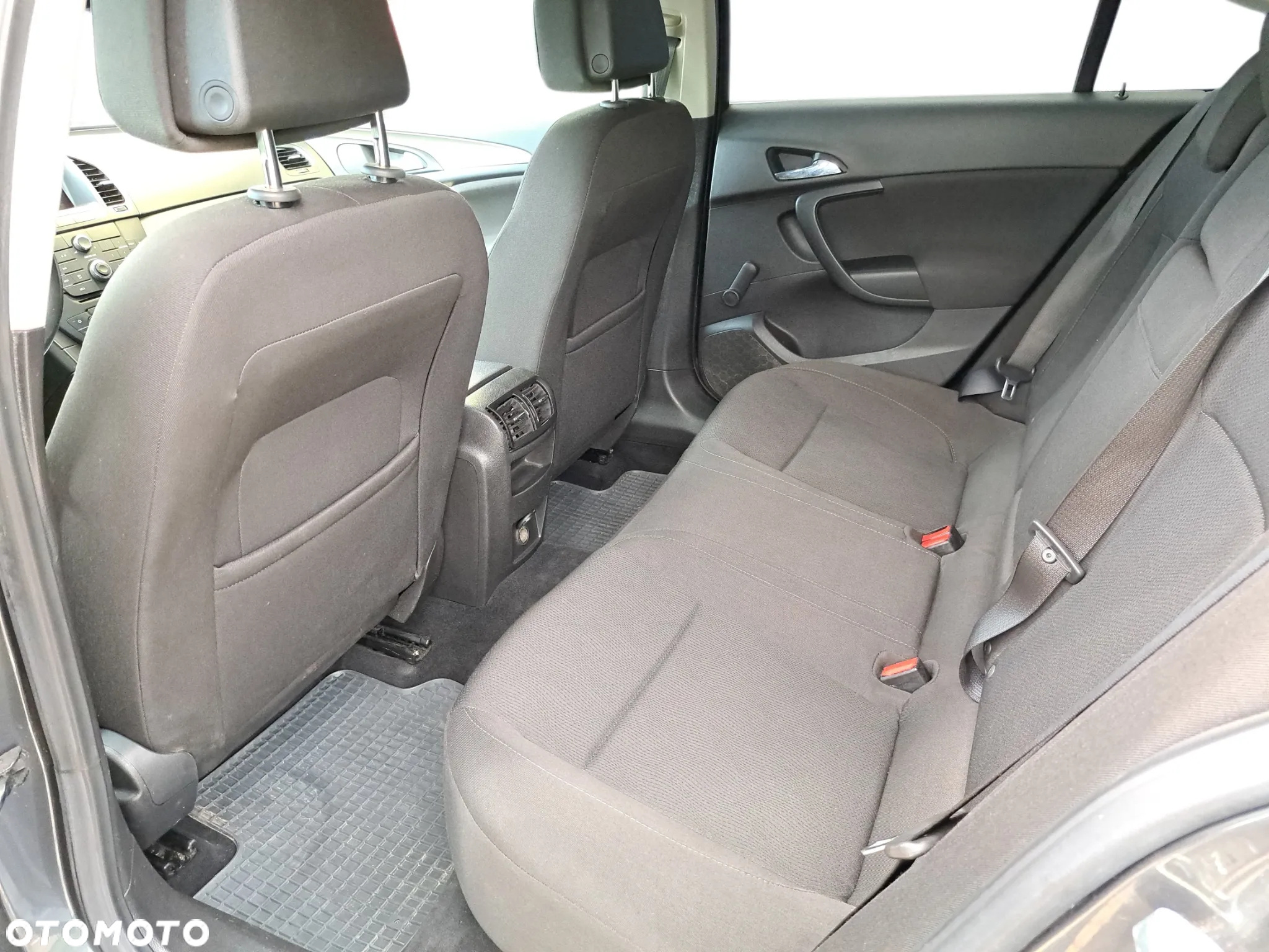Opel Insignia 1.6 Edition - 19
