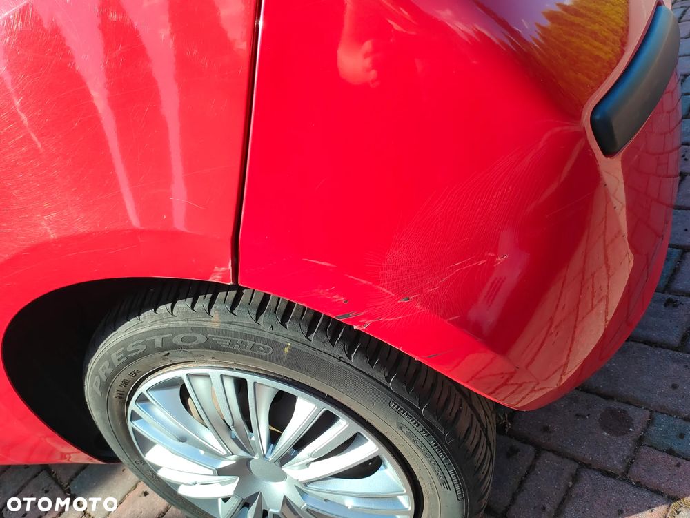 Renault Clio - 23