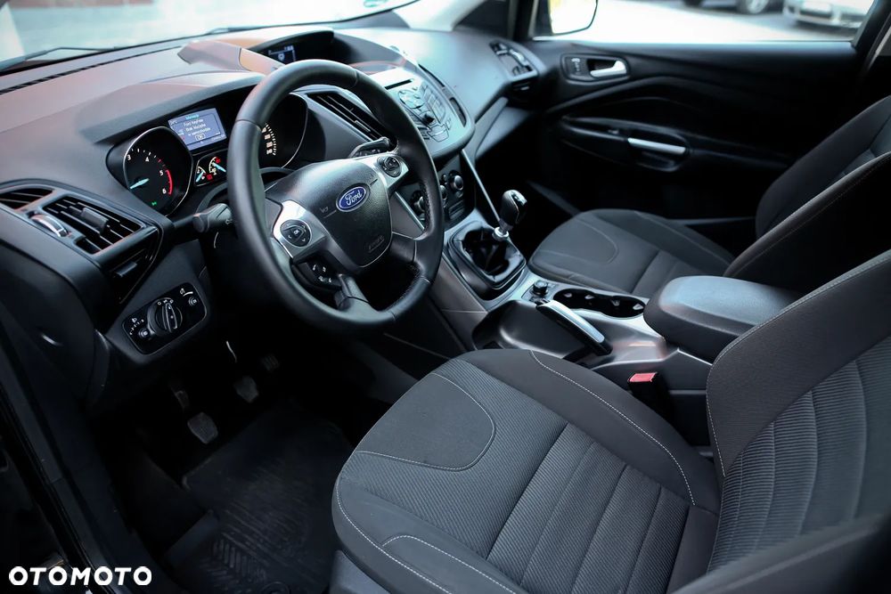 Ford Kuga 2.0 TDCi 2x4 SYNC - 18
