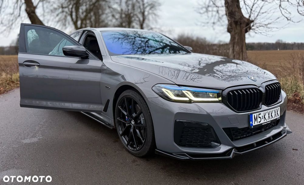 BMW Seria 5 545e xDrive M Sport Edition - 9