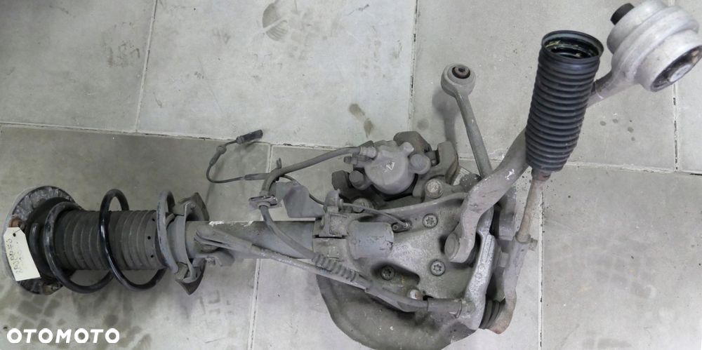 bmw f32 amortyzator zwrotnica prawy przód wahacze 6799098 6850902 - 5