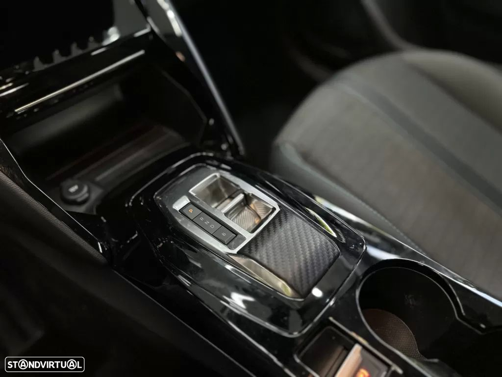 Peugeot e-208 50 kWh Allure - 21