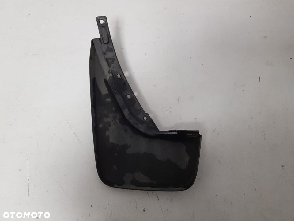 VOLVO XC 60 II 2 CHLAPACZ PRAWY TYLNY TYŁ  31435997 - 3