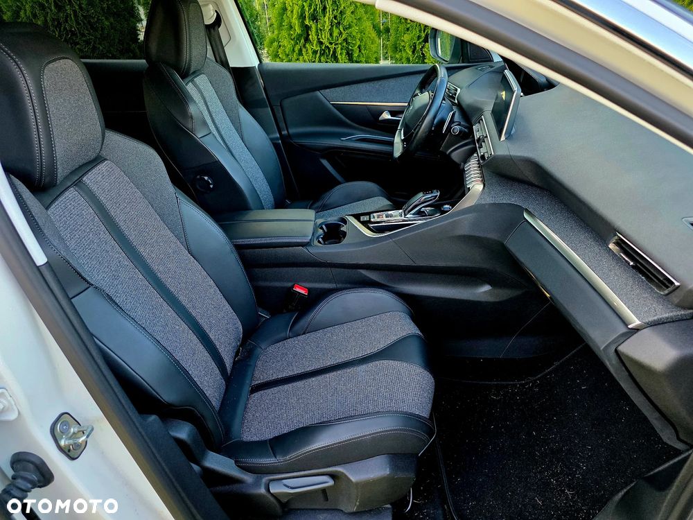Peugeot 3008 BlueHDi 130 Stop & Start EAT8 Allure - 12