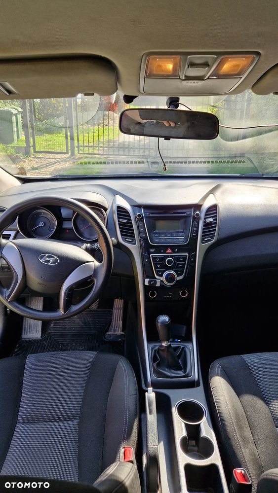 Hyundai i30 1.6 CRDI Intro Edition - 11