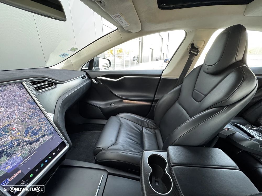 Tesla Model S 100D - 11