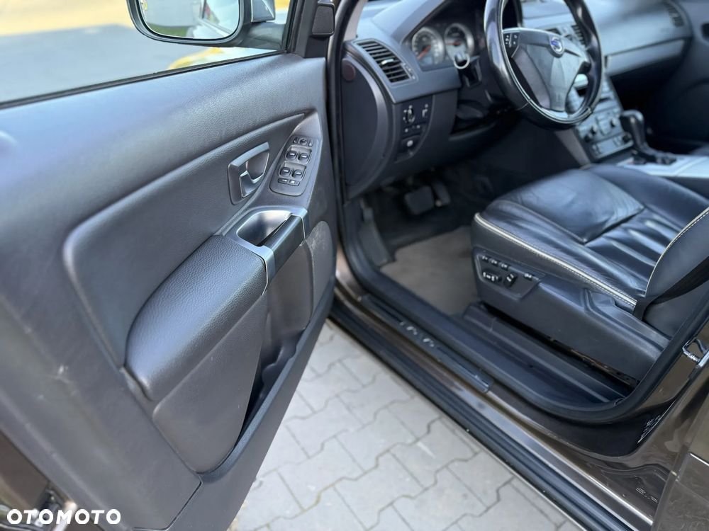 Volvo XC 90 D5 AWD Summum - 20
