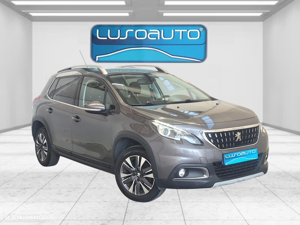 Peugeot 2008 1.2 PureTech Allure - 3