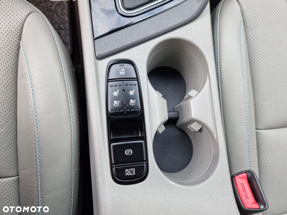 Kia Niro - 15