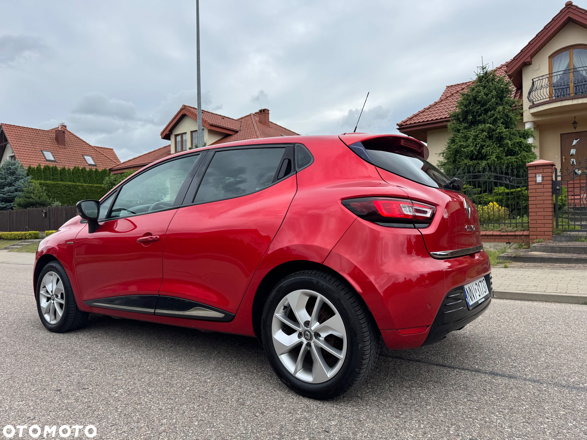 Renault Clio - 16
