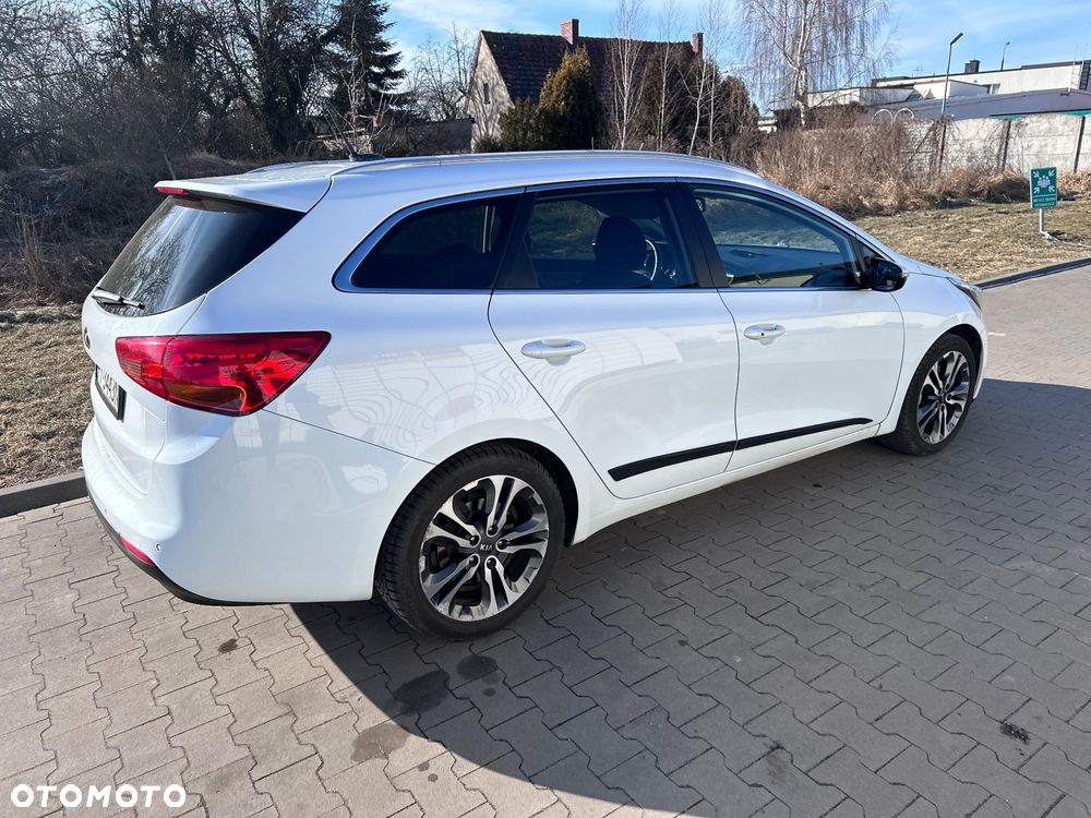 Kia Ceed 1.6 CRDi 128 Platinum Edition - 7
