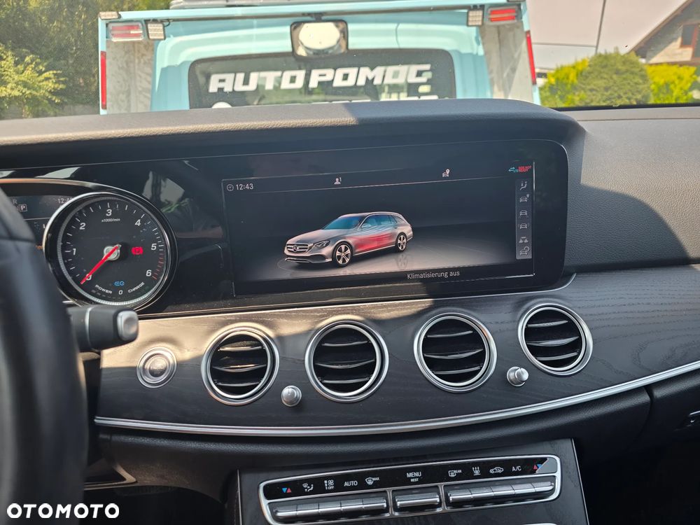 Mercedes-Benz Klasa E 300 de 9G-TRONIC Exclusive - 12