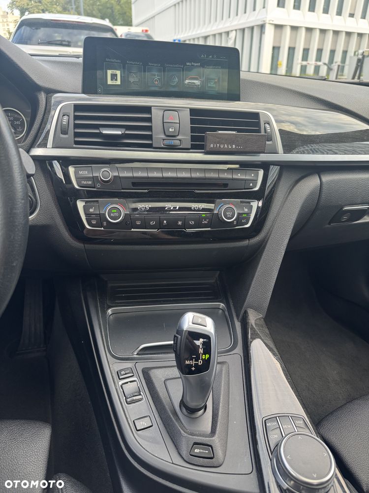 BMW Seria 3 330e iPerformance Sport Line - 7