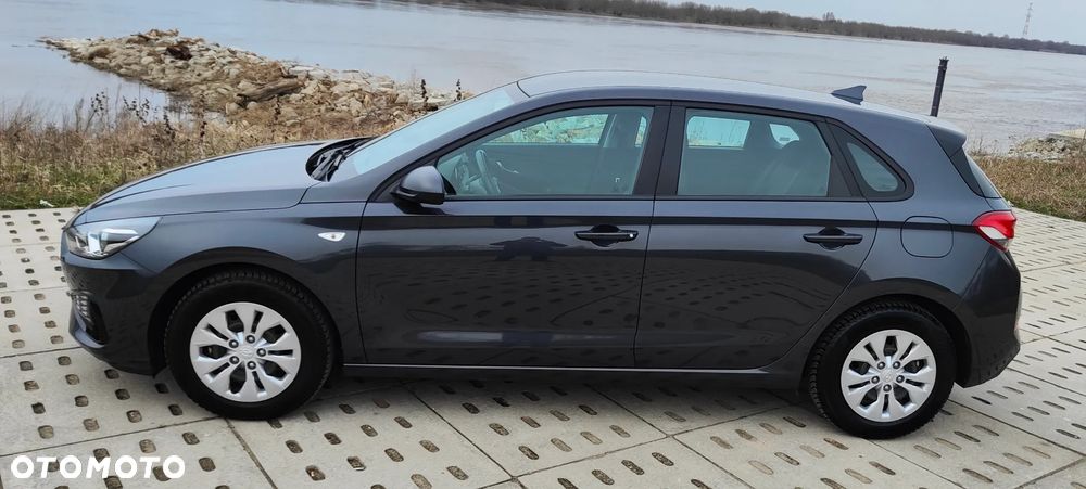 Hyundai i30 1.5 DPI Classic + - 4