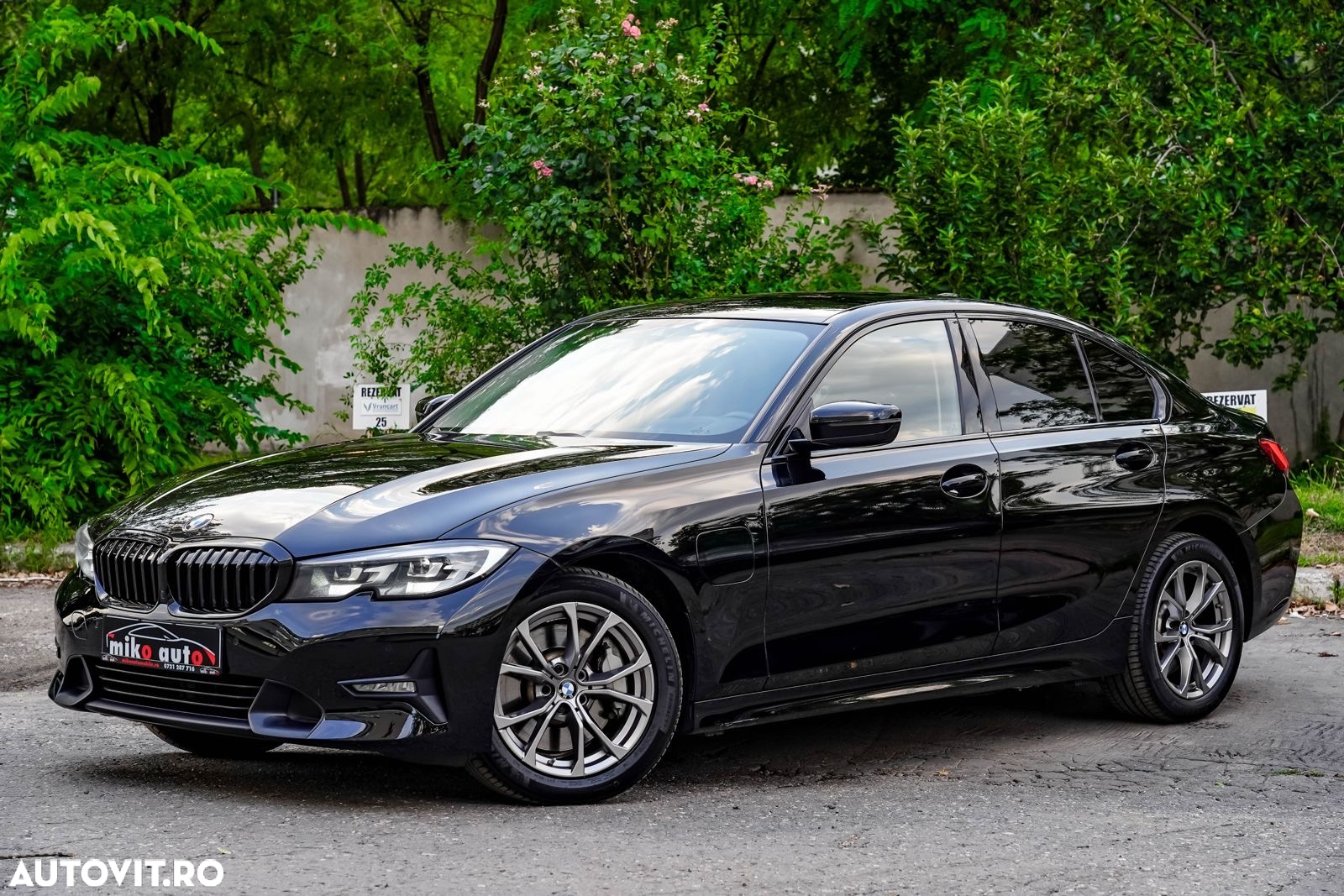 BMW Seria 3 330e Aut. Sport Line - 4