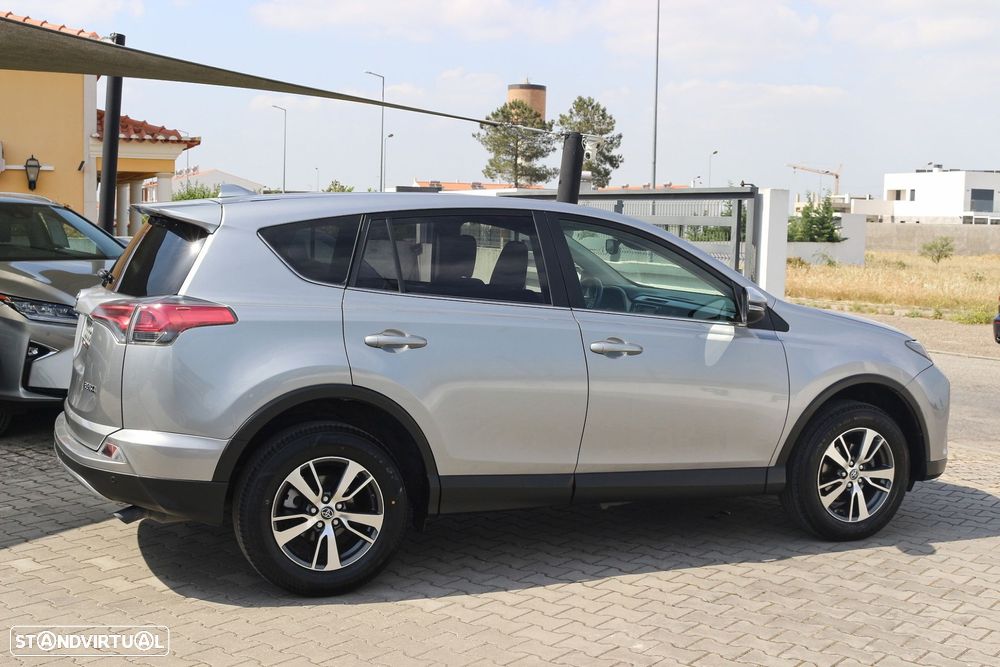 Toyota RAV4 2.0 D-4D Comfort - 21