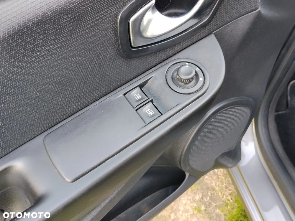 Renault Clio 1.5 dCi Energy Life - 21