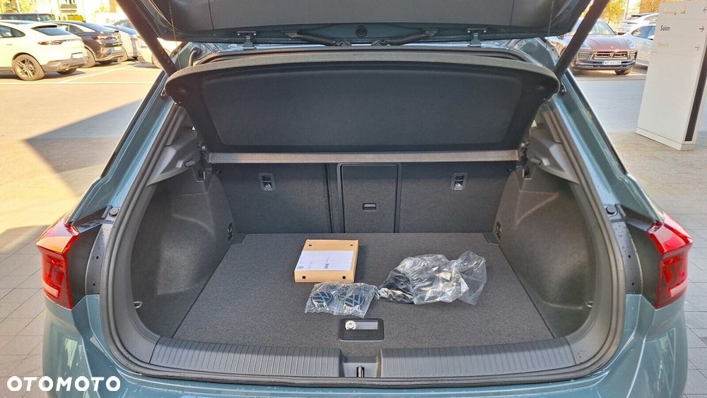Volkswagen T-Roc - 8