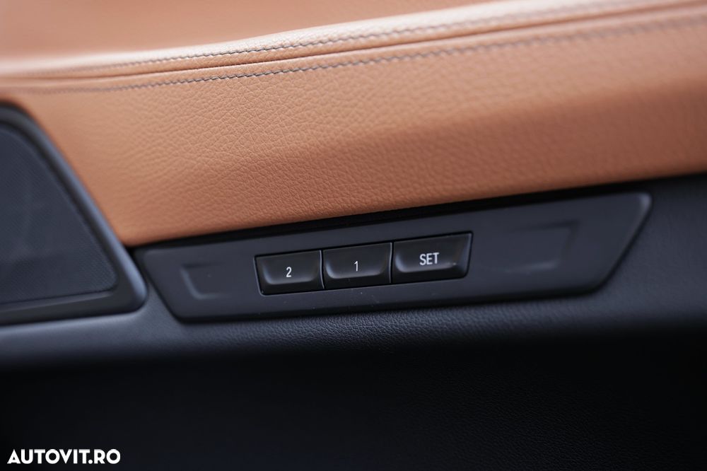 BMW Seria 7 740i - 25