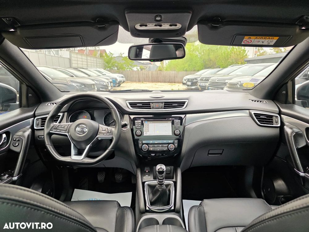 Nissan Qashqai 1.6 DCI TEKNA+ - 19