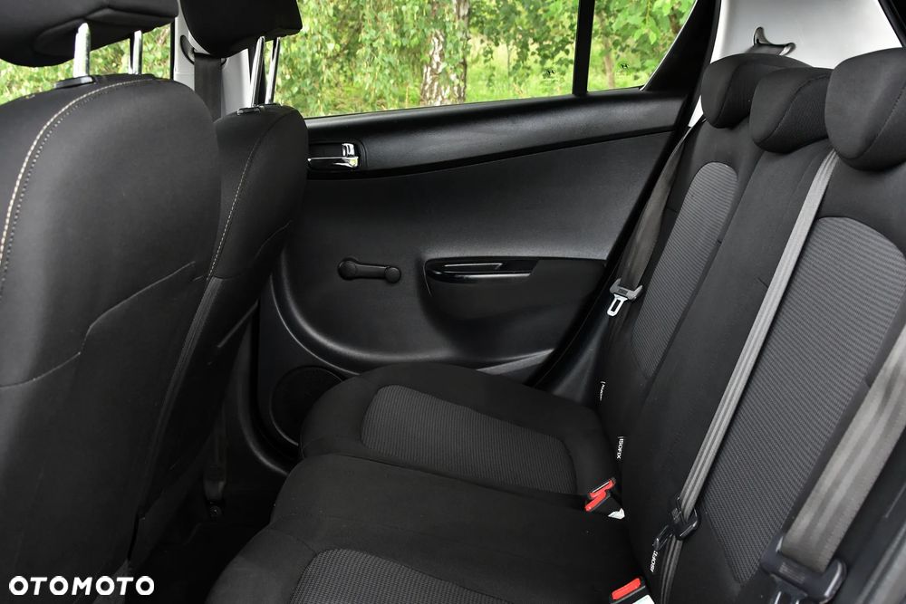 Hyundai i20 1.25 Comfort - 26